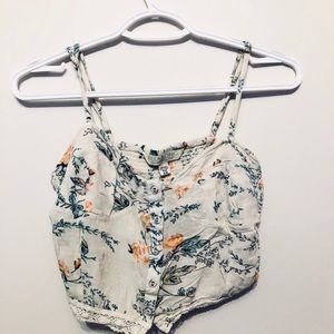 Cute floral tank top.